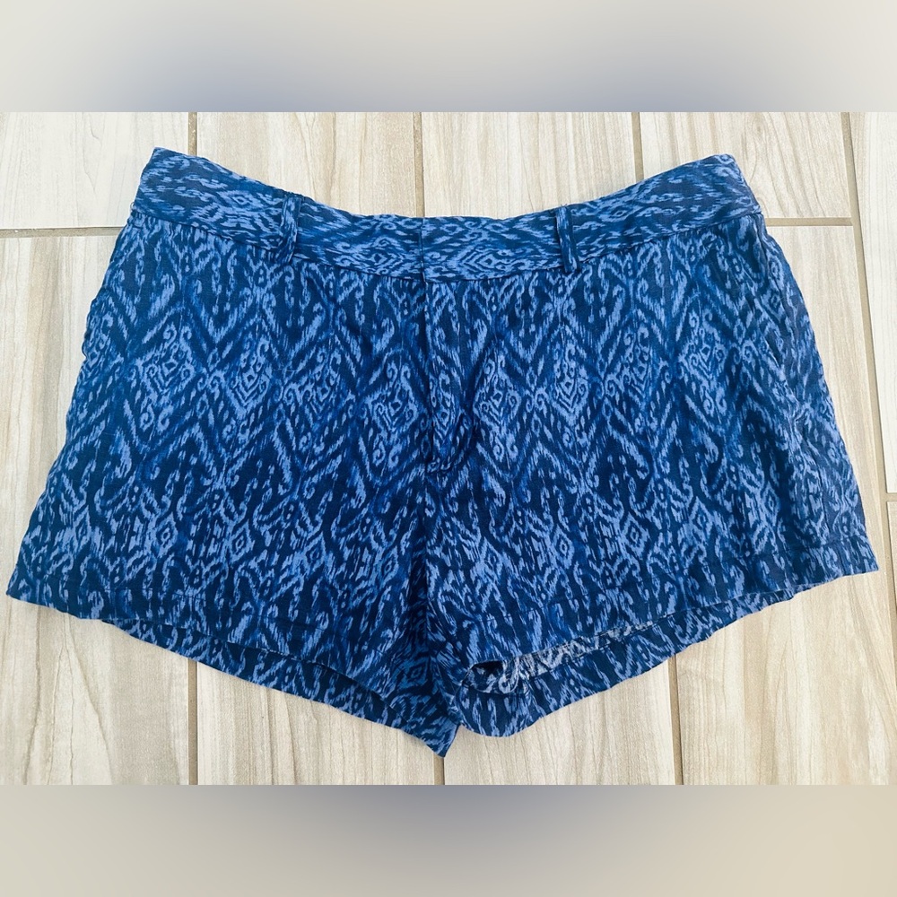 Cynthia Rowley,  Blue Linen Geometric Patterned Women’s Shorts, 8